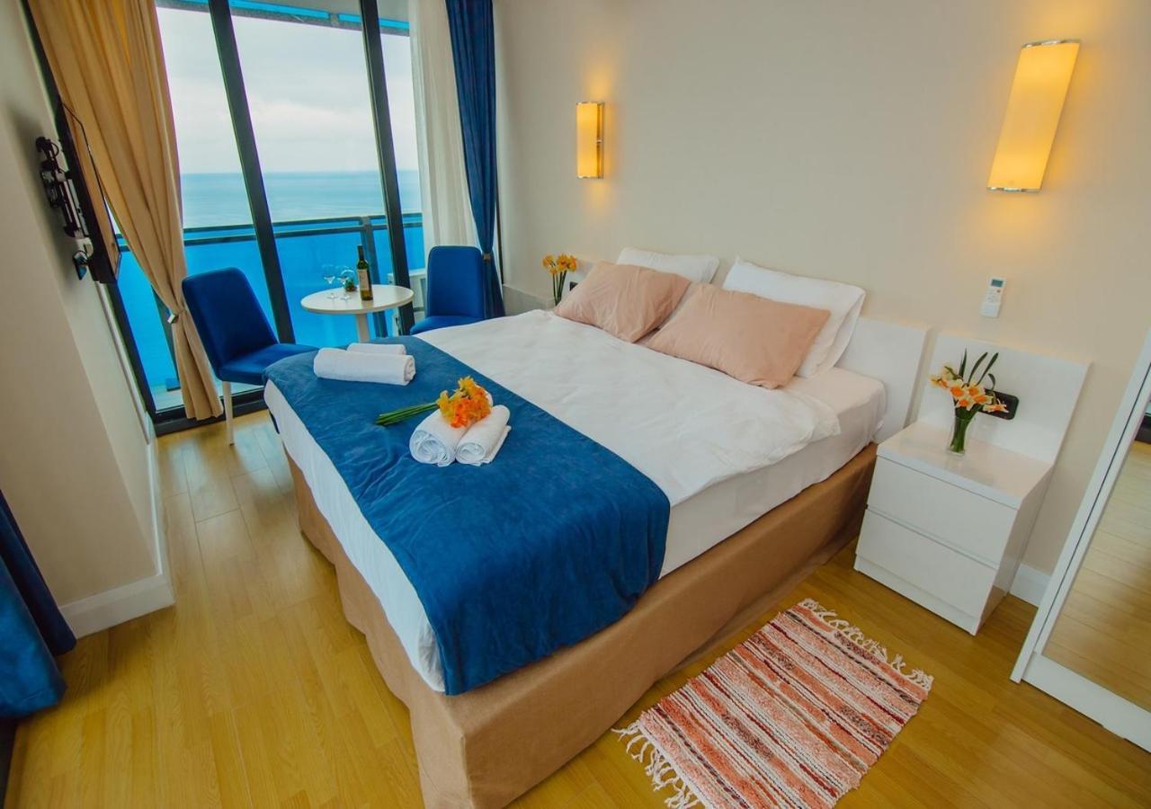 Deluxe Aparthotel In Orbi City Batumi Luaran gambar